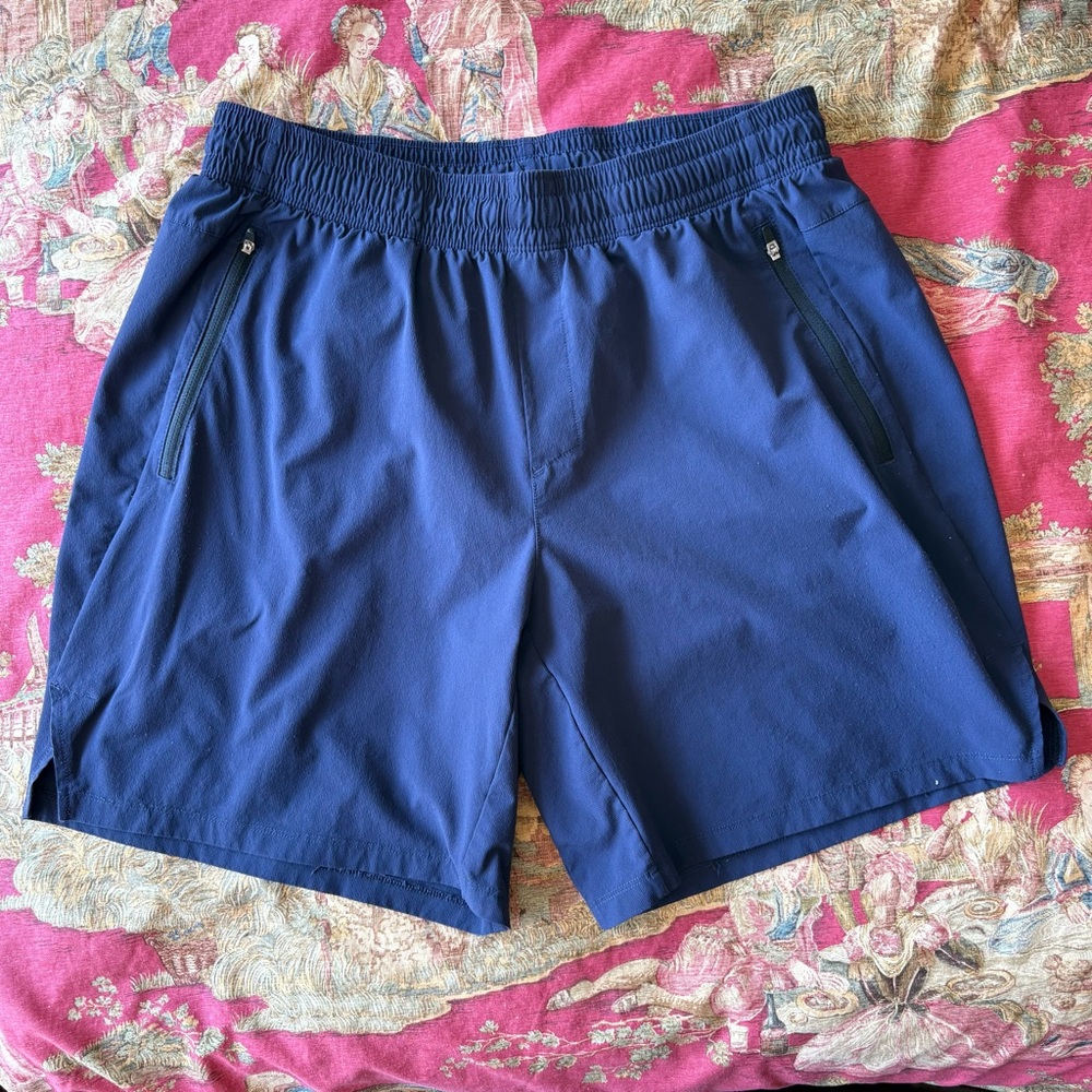 Target Men's All in Motion Woven Athletic short NAVY